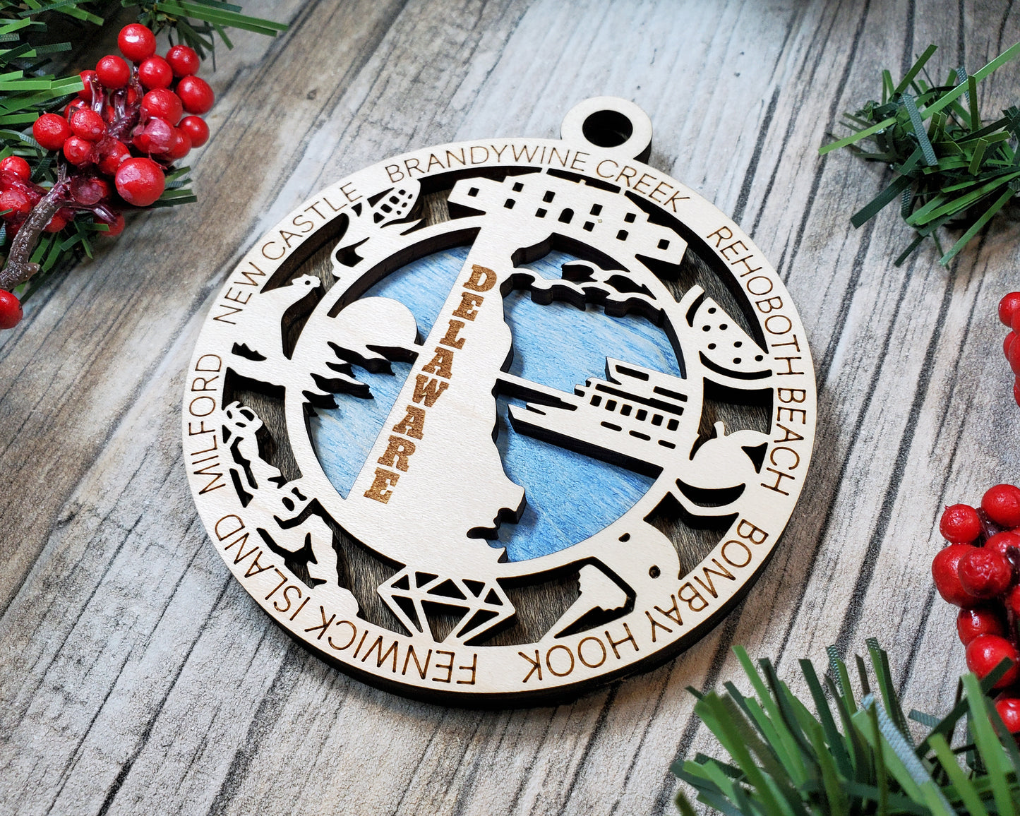 Delaware State Ornament – 3.25” Round Laser Cut Christmas Tree Decoration | Rehoboth Beach, Fenwick Island & Coastal Delaware Gift for Travelers & Locals