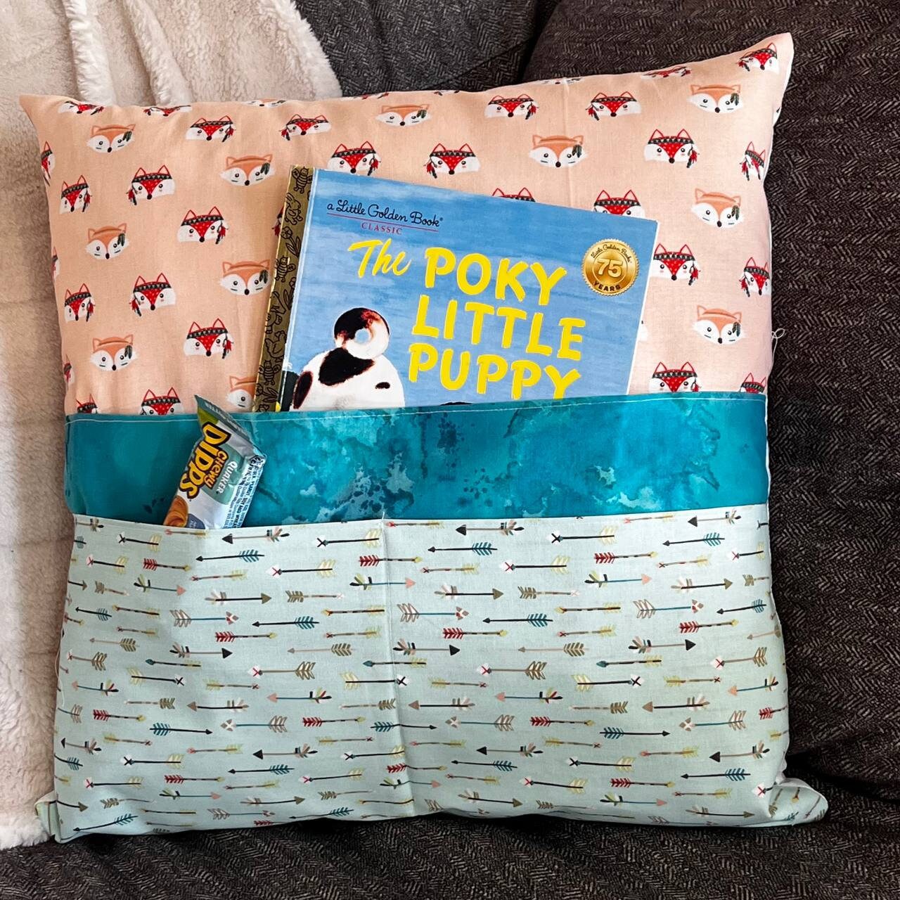 Double Pocket reading Pillow PDF Pattern