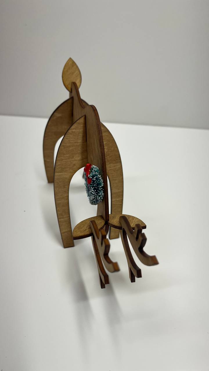 Wood Reindeer Decor β Standing & Grazing Reindeer with Wreath β Rustic Christmas Decoration