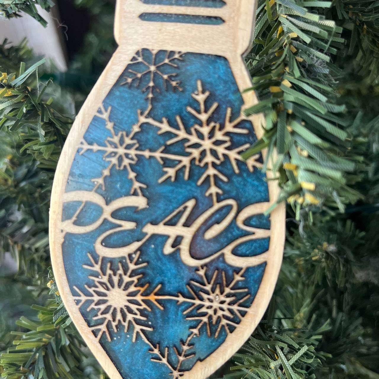 Wood & Resin Christmas Ornament Set – Bundle of 5 Holiday Light Bulbs | Peace, Rejoice, Noel, Feliz Navidad, Merry Christmas | Rustic Farmhouse Tree Decor