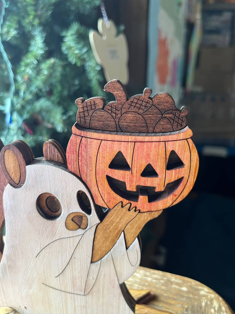Handcrafted Halloween Wood Decor Set – Layered 3D Squirrel with Pumpkin & Vampire Nutcracker – Rustic Autumn Tabletop Decorations