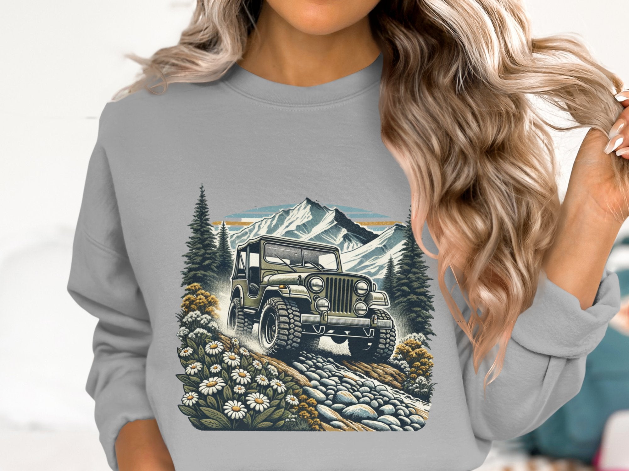 Vintage Jeep Mountain Adventure Graphic Sweatshirt, Retro Off-Road Vehicle Pullover, Unisex Casual Hiking Apparel
