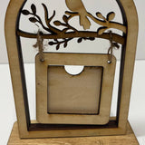 Rustic Wood Bird Picture Frame – 2.5"x2.5" Photo with Jute Hanger