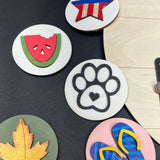 Jeep Seasonal Welcome Sign – 12" Round with 15 Interchangeable Spare Tire Designs