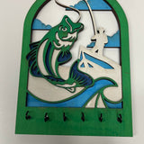 Rustic Fishing Key Holder – Hand-Painted Wooden Fisherman & Fish Wall Organizer with 6 Hooks