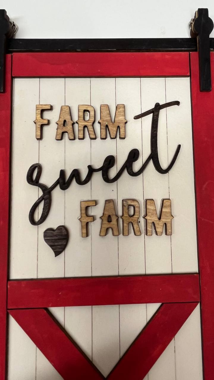 Rustic Barn Door "Farm Sweet Farm" Wooden Sign – Hand-Painted Farmhouse Wall Decor