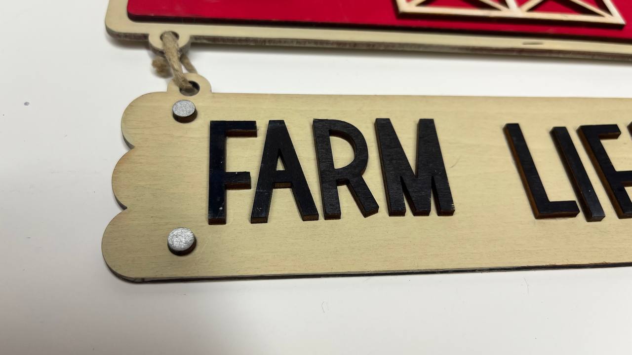 Layered Red Barn with "Farm Life" Sign – Hand-Painted Rustic Farmhouse Decor