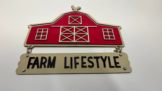 Layered Red Barn with "Farm Life" Sign – Hand-Painted Rustic Farmhouse Decor