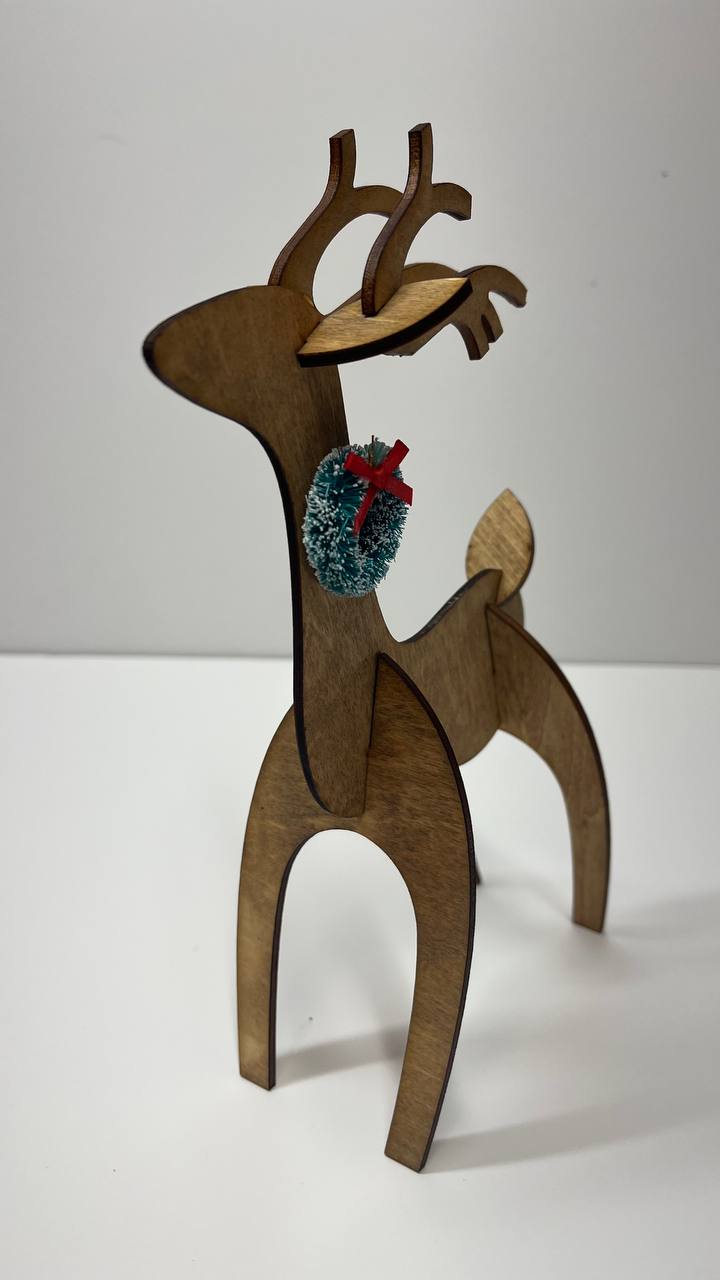 Wood Reindeer Decor – Standing & Grazing Reindeer with Wreath – Rustic Christmas Decoration