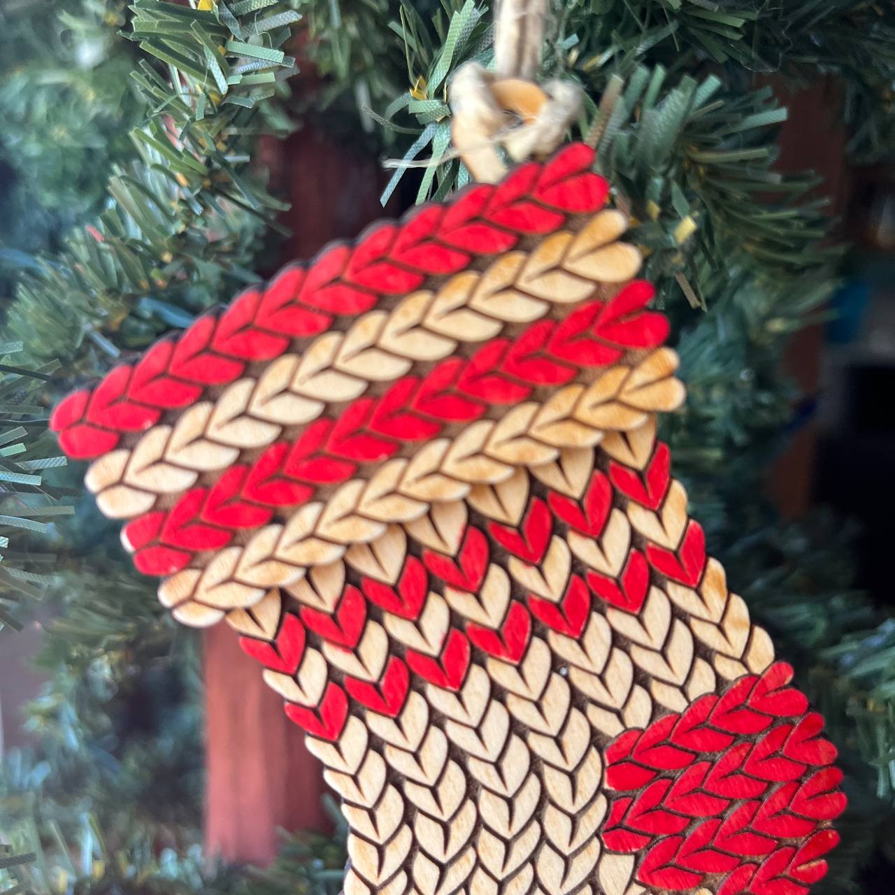 Knitted Stocking Ornament – 4" Tall Layered Wood Christmas Tree Decoration – Faux Yarn Holiday Stocking Design