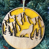 Howling Wolf Mountain Ornament – 3.25" Rustic Wildlife Decor for Outdoor & Nature Lovers