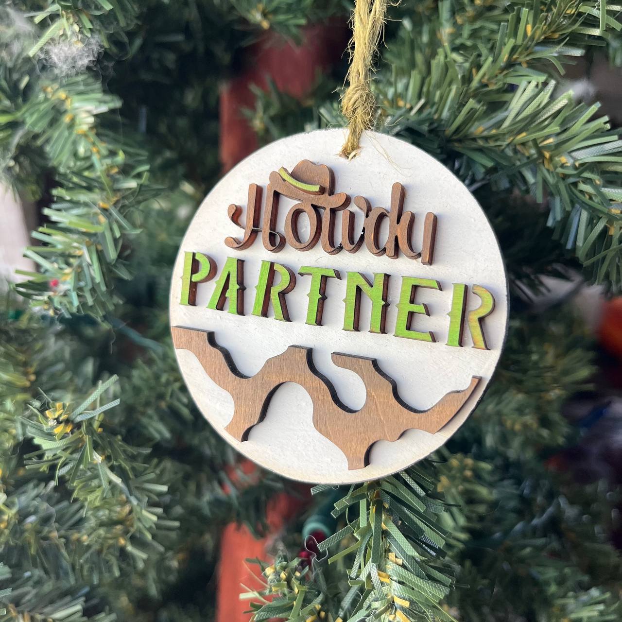 Howdy Partner Cowboy Ornament – Western Themed Wood Christmas Decoration – Rustic Farmhouse Holiday Ornament – 3.25" Round