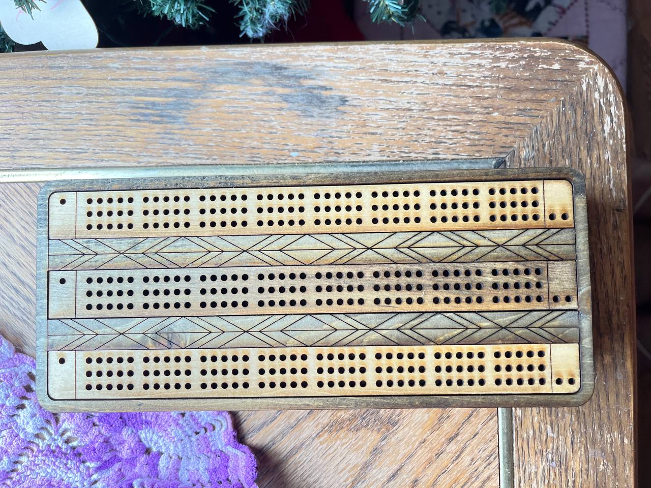 Handcrafted Wooden Cribbage Board with Storage – Pegs & Cards Included – Rustic Nesting-Lid Design (10.5"x4.5")
