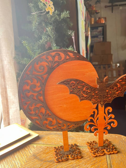 Handcrafted Halloween Moon & Bat Wood Decor Set – Layered Scrollwork Wooden Halloween Decorations – Rustic Autumn Tabletop Display